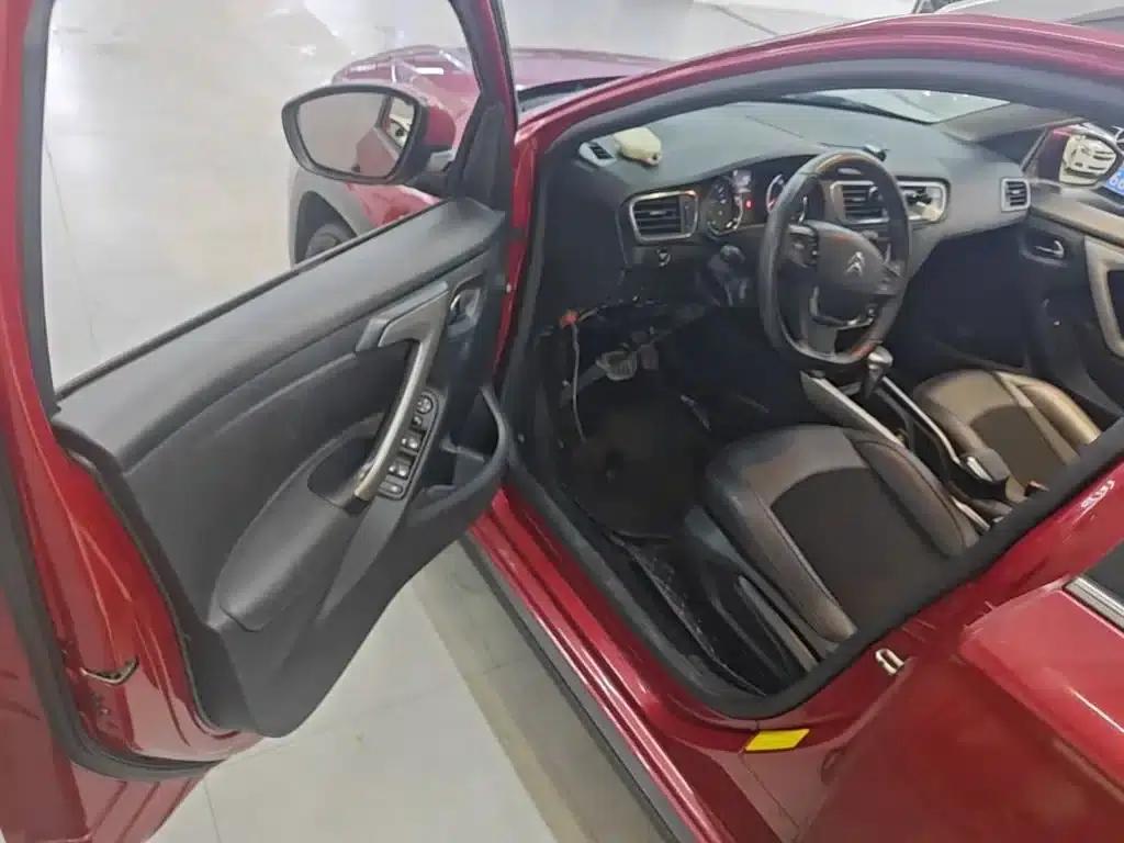 Citroën C3-XR 2015 1.6L Automatic Intelligent — миниатюра 16