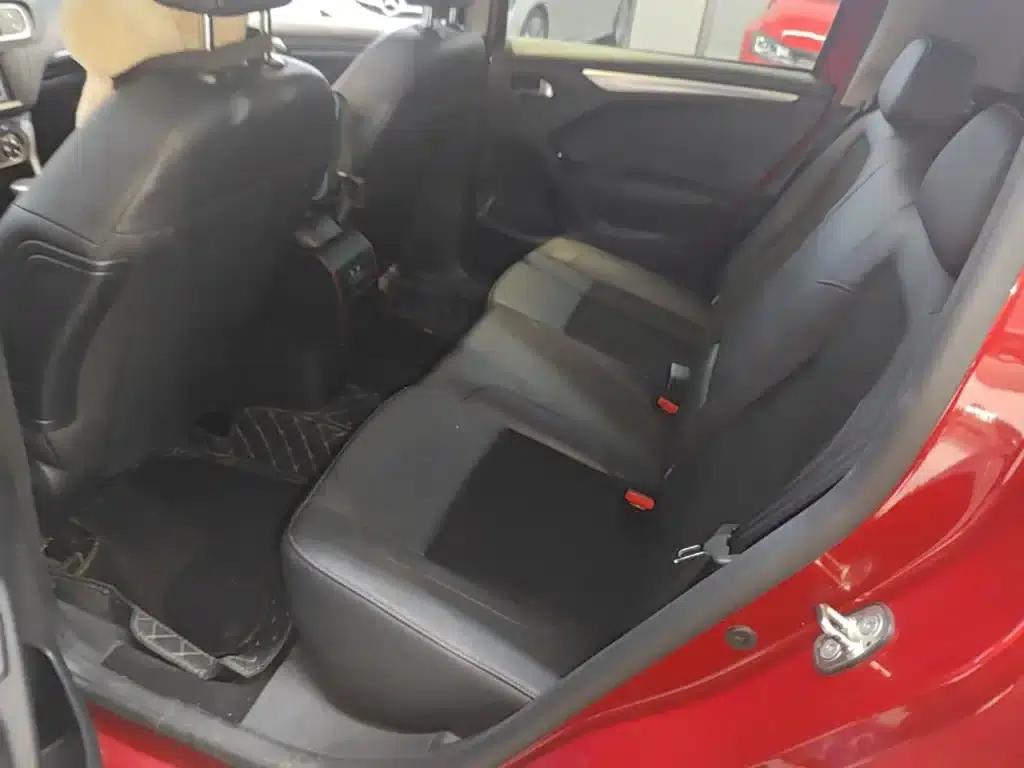 Citroën C3-XR 2015 1.6L Automatic Intelligent — миниатюра 17