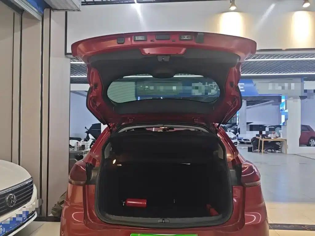 Citroën C3-XR 2015 1.6L Automatic Intelligent — миниатюра 19
