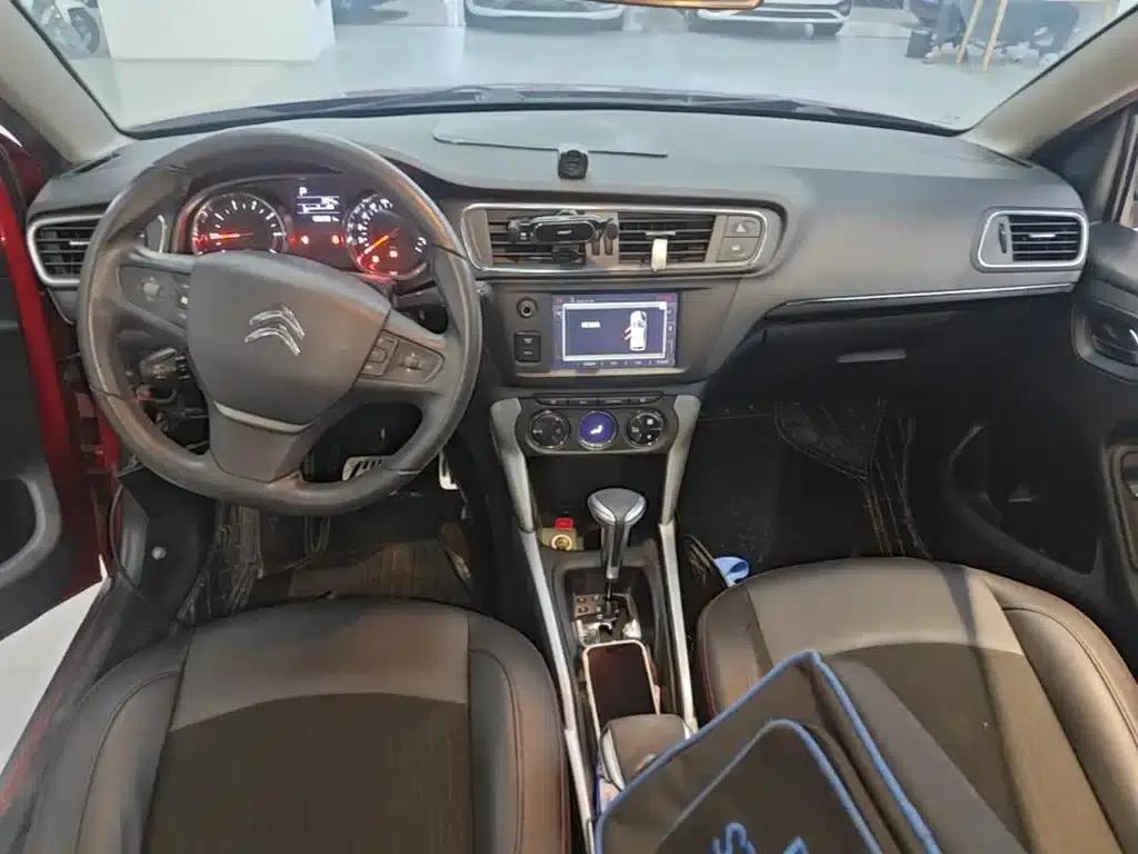 Citroën C3-XR 2015 1.6L Automatic Intelligent — миниатюра 10