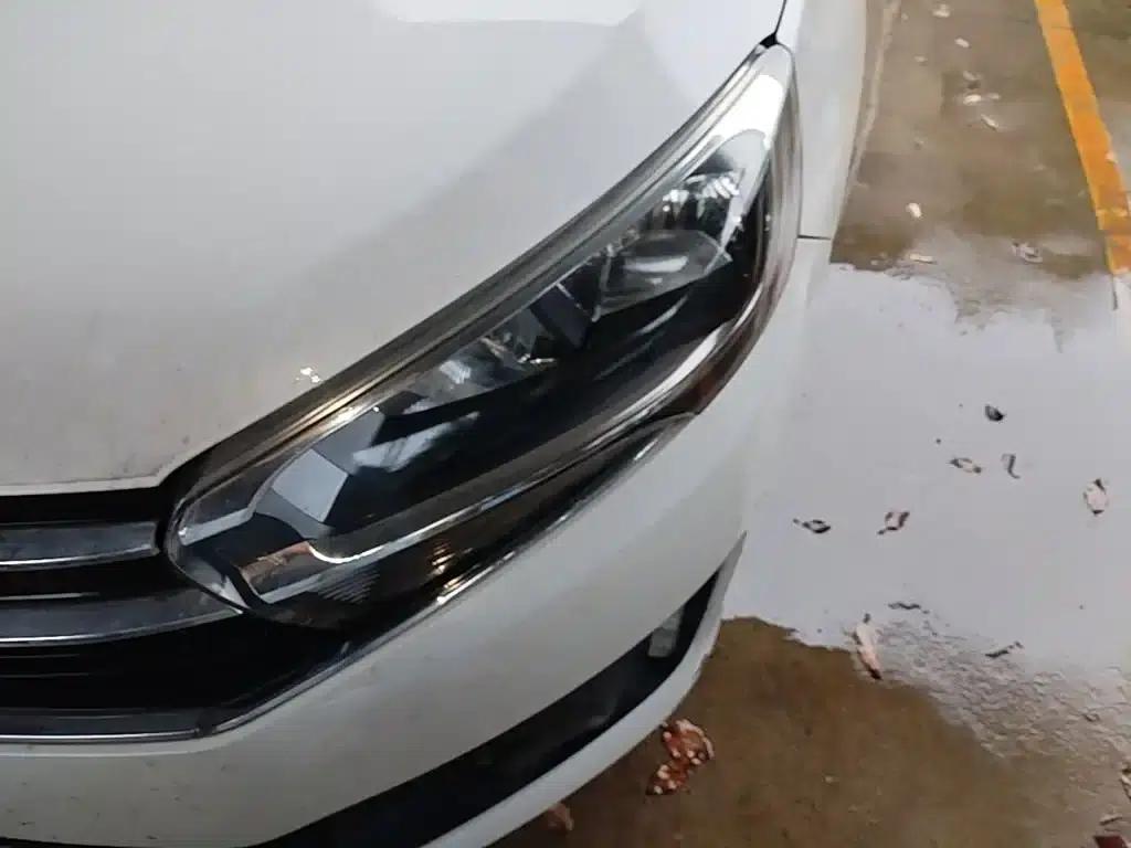 Citroën C4 2016 1.6L Automatic Luxury — миниатюра 24