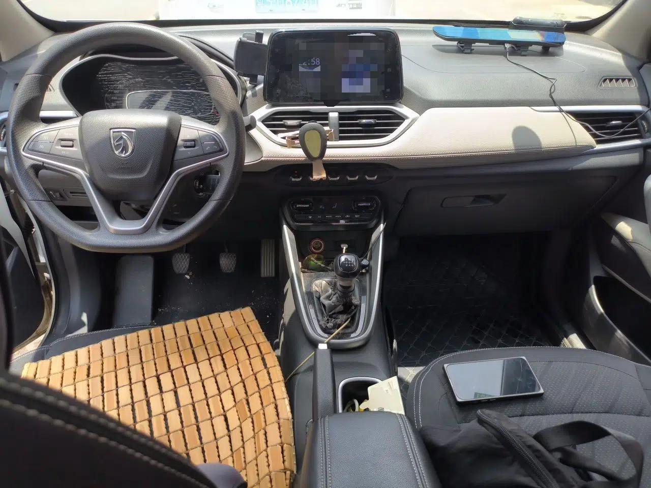 Baojun 510 2019 1.5L Manual Enjoyment Model 77kW China VI Emission Standard — миниатюра 9