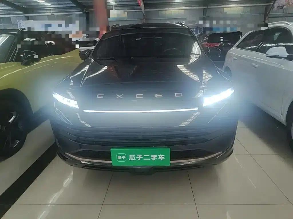 2022 Exeed Chasing the Wind Versailles Edition 1.6T DCT Rising Wind Edition — миниатюра 3