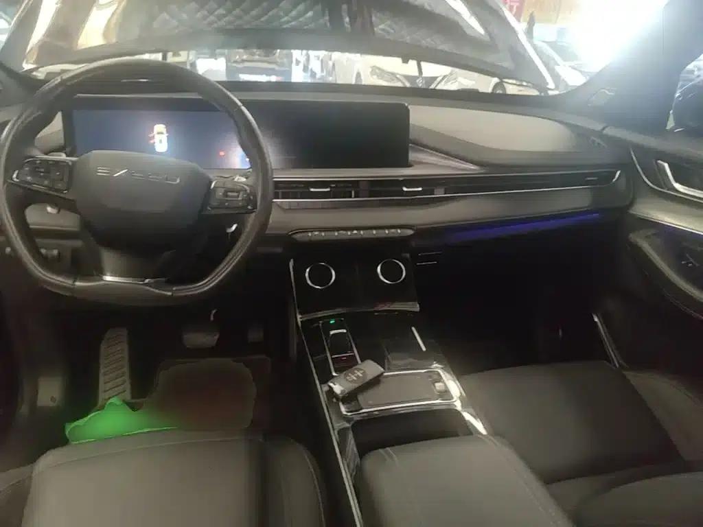 2022 Exeed Chasing the Wind Versailles Edition 1.6T DCT Rising Wind Edition — миниатюра 10