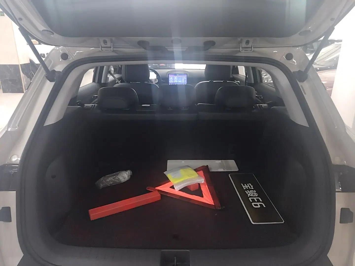 Baojun Yunhai 2026 Model 500km Pure Electric Standard Edition — миниатюра 22