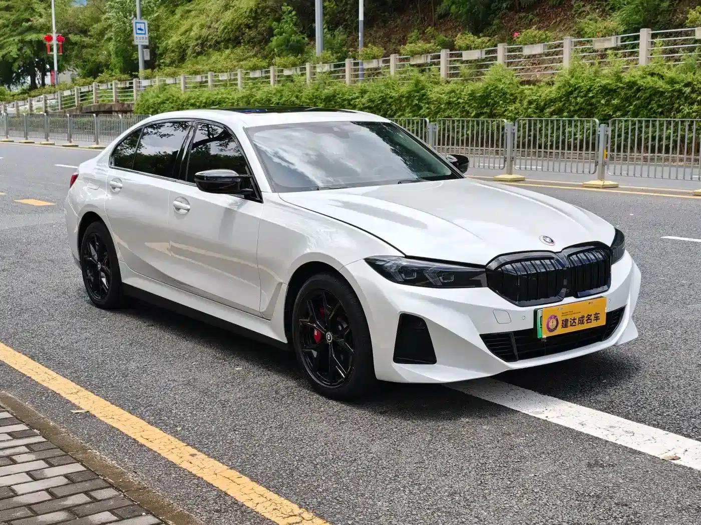 BMW i3 2024 eDrive 35L — миниатюра 2