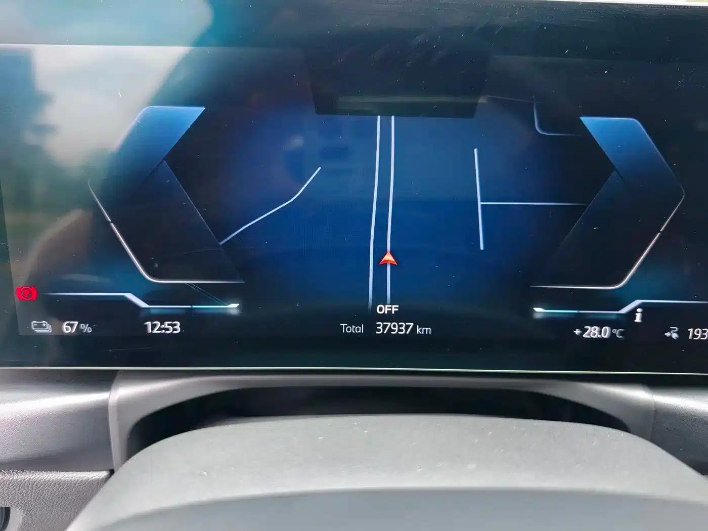 BMW i3 2024 eDrive 35L — миниатюра 10