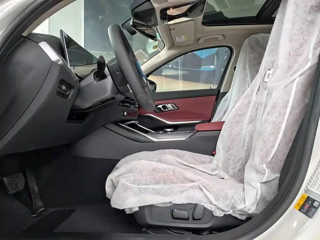 BMW i3 2026 eDrive 40 L Shadow Edition — миниатюра 7