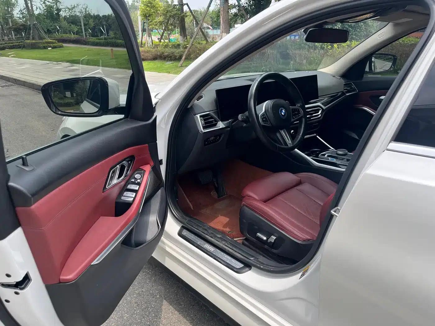 BMW i3 2022 eDrive 35L — миниатюра 13