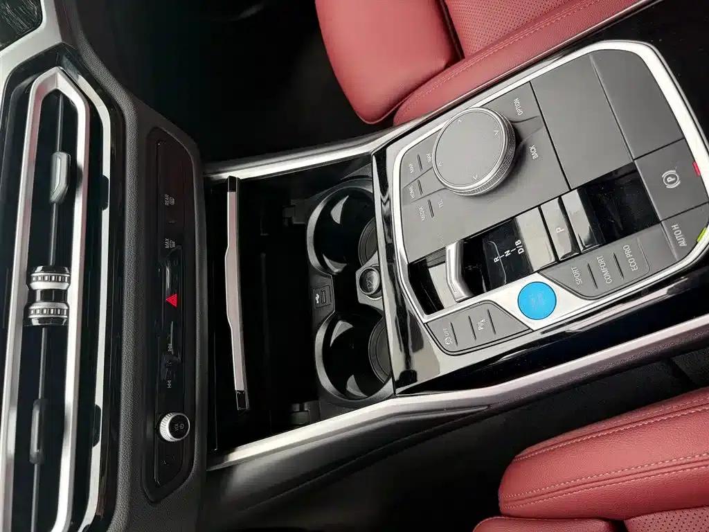BMW i3 2024 eDrive 35L — миниатюра 12