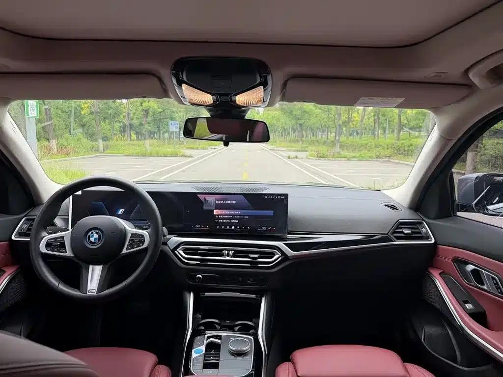 BMW i3 2024 eDrive 35L — миниатюра 10