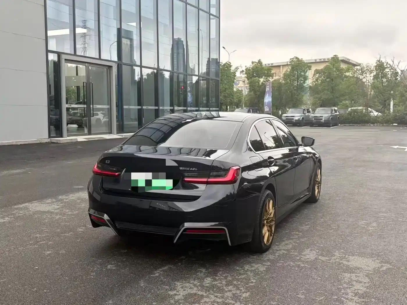 BMW i3 2024 eDrive 40 L Shadow Sport Package — миниатюра 12