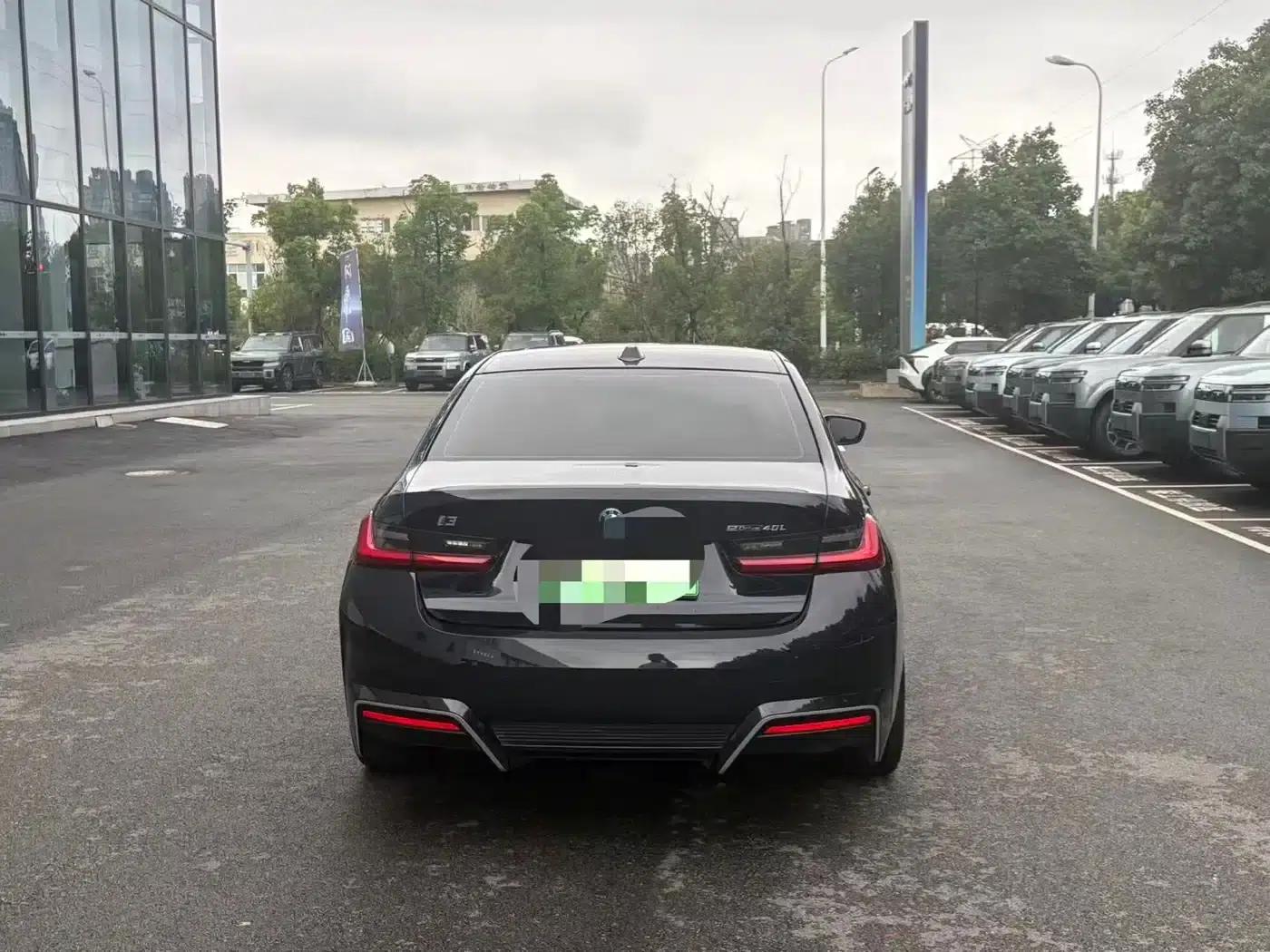 BMW i3 2024 eDrive 40 L Shadow Sport Package — миниатюра 13