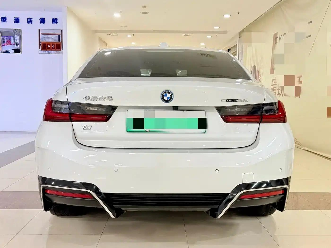 BMW i3 2024 eDrive 35L — миниатюра 17