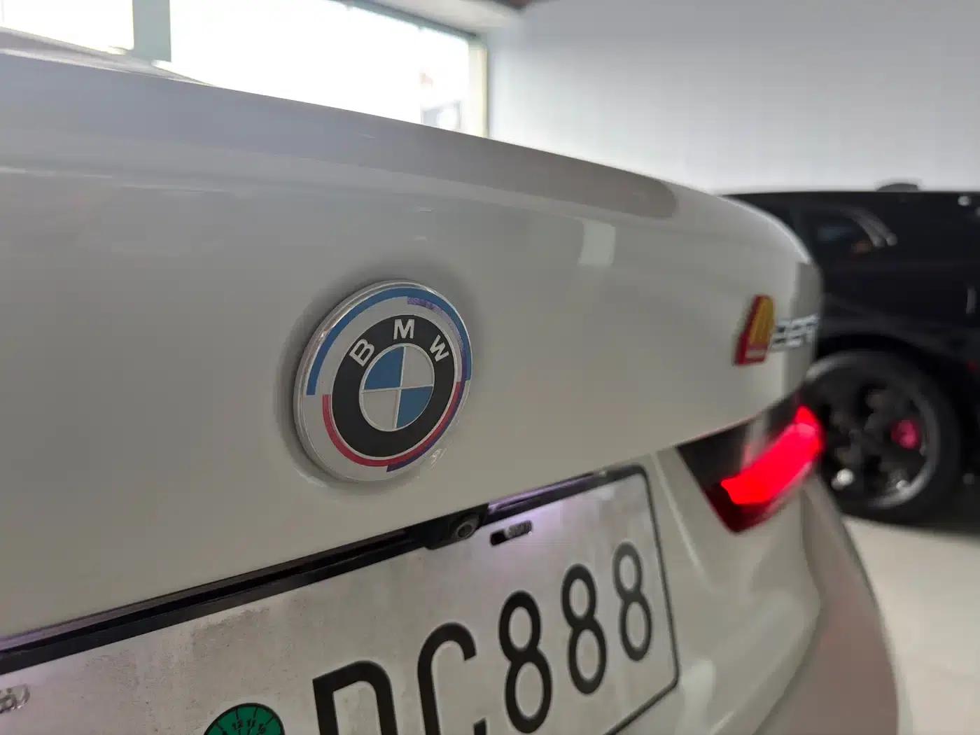 BMW i3 2022 eDrive 35L — миниатюра 28