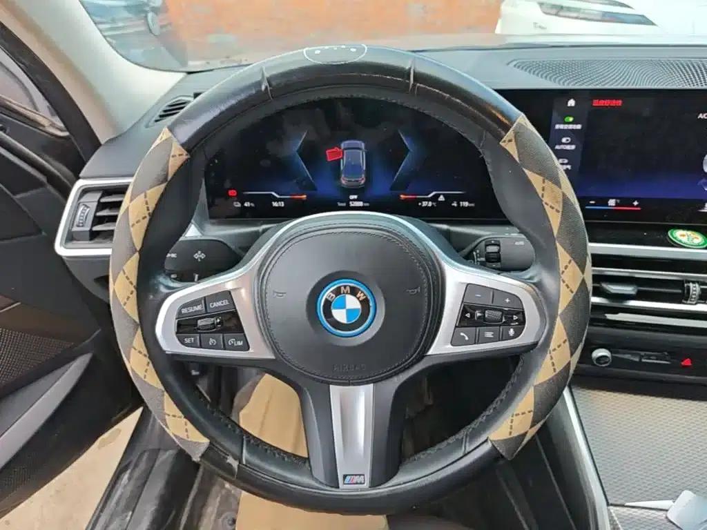 BMW i3 2022 eDrive 35L — миниатюра 11