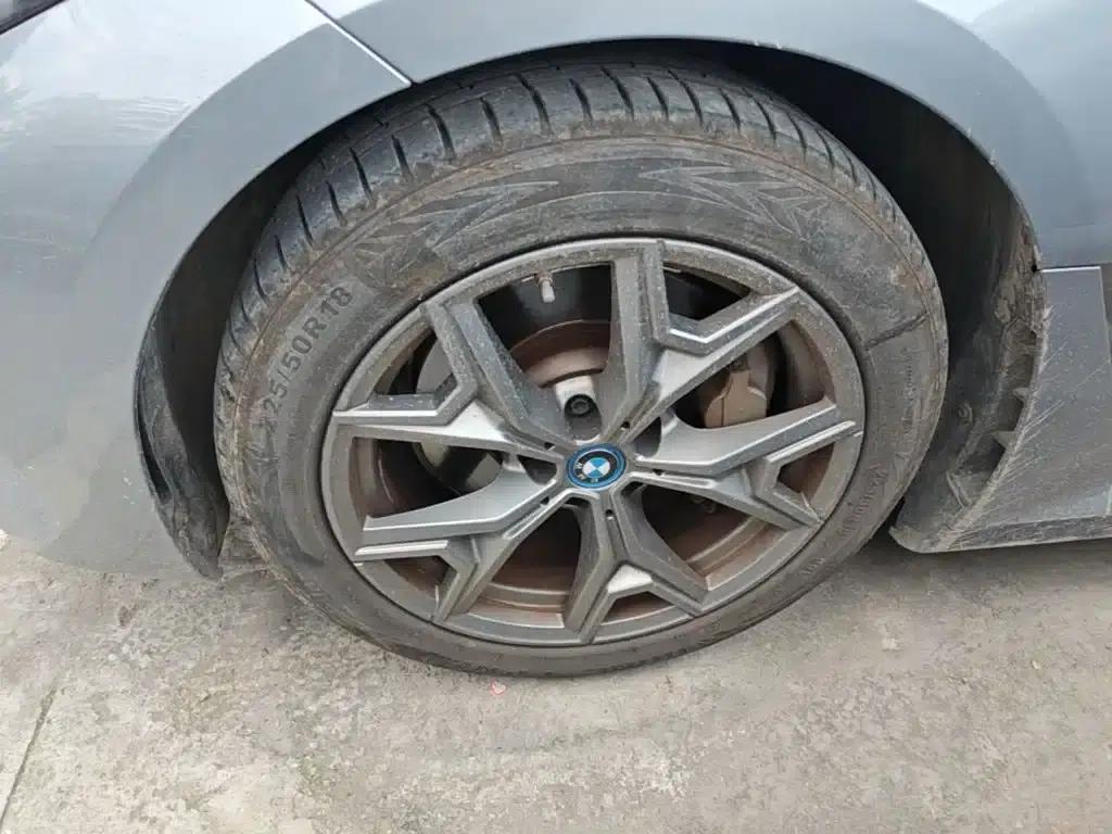 BMW i3 2022 eDrive 35L — миниатюра 23