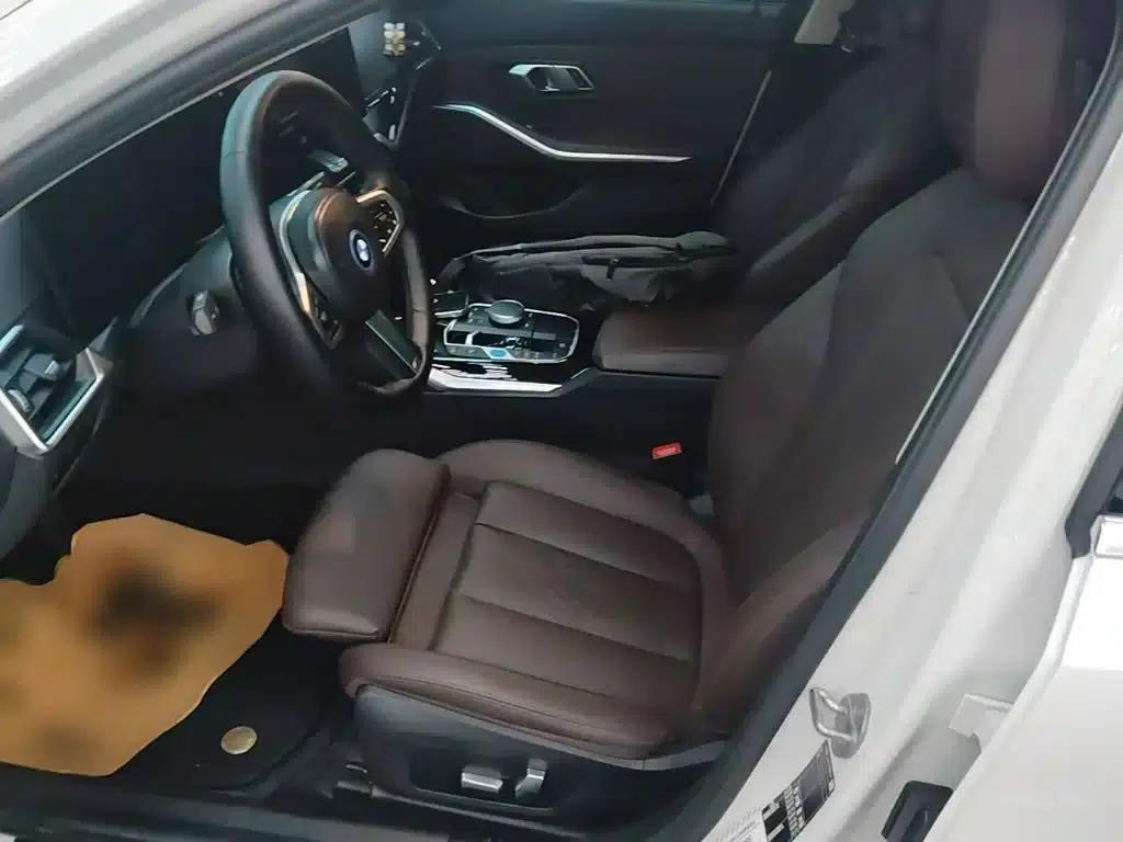 BMW i3 2022 eDrive 35L — миниатюра 15