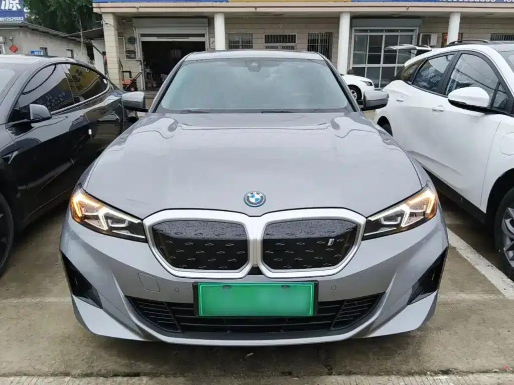 BMW i3 2022 eDrive 35L — миниатюра 3