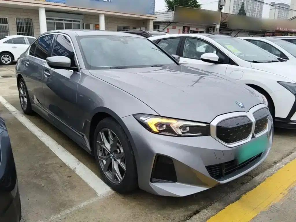 BMW i3 2022 eDrive 35L — миниатюра 4