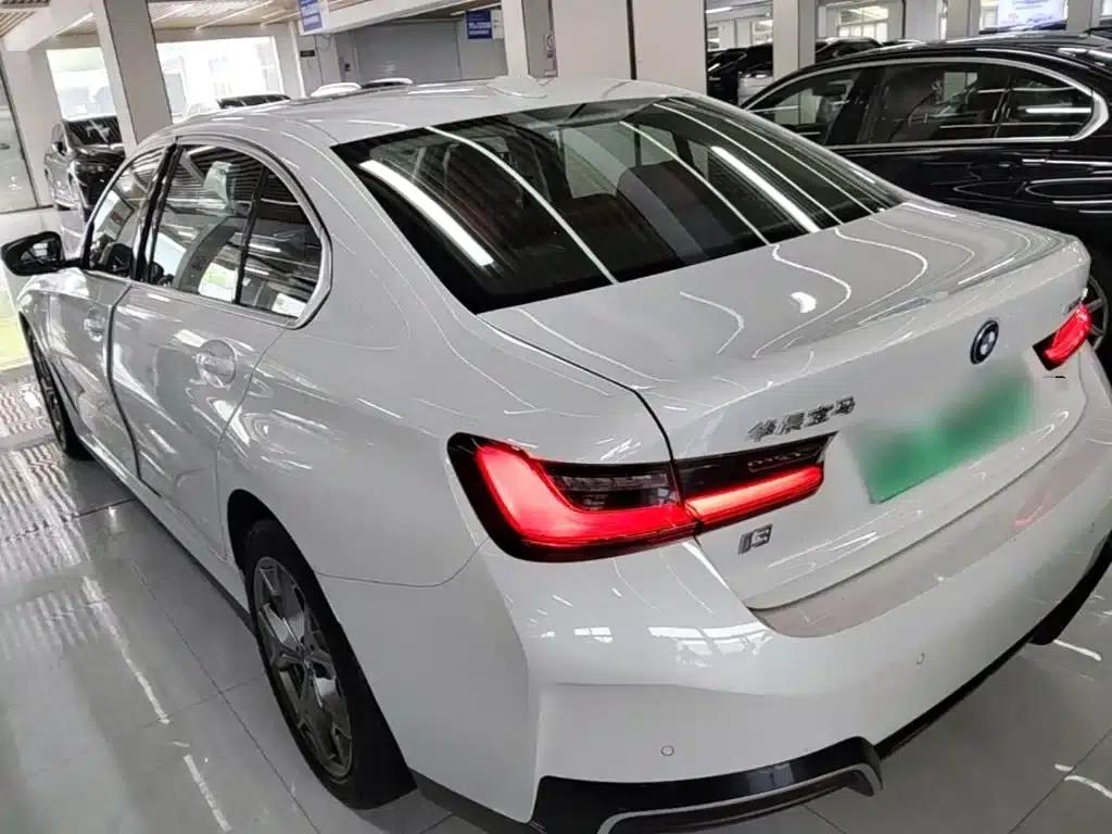 BMW i3 2022 eDrive 35L — миниатюра 5