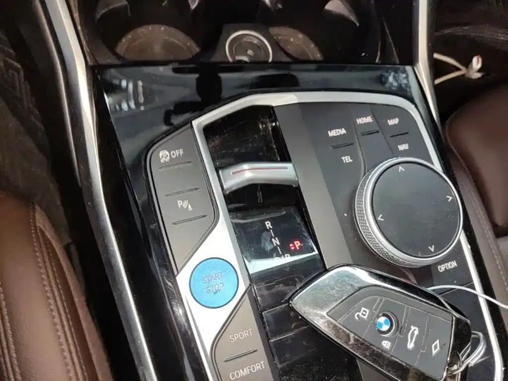 BMW i3 2022 eDrive 35L — миниатюра 10