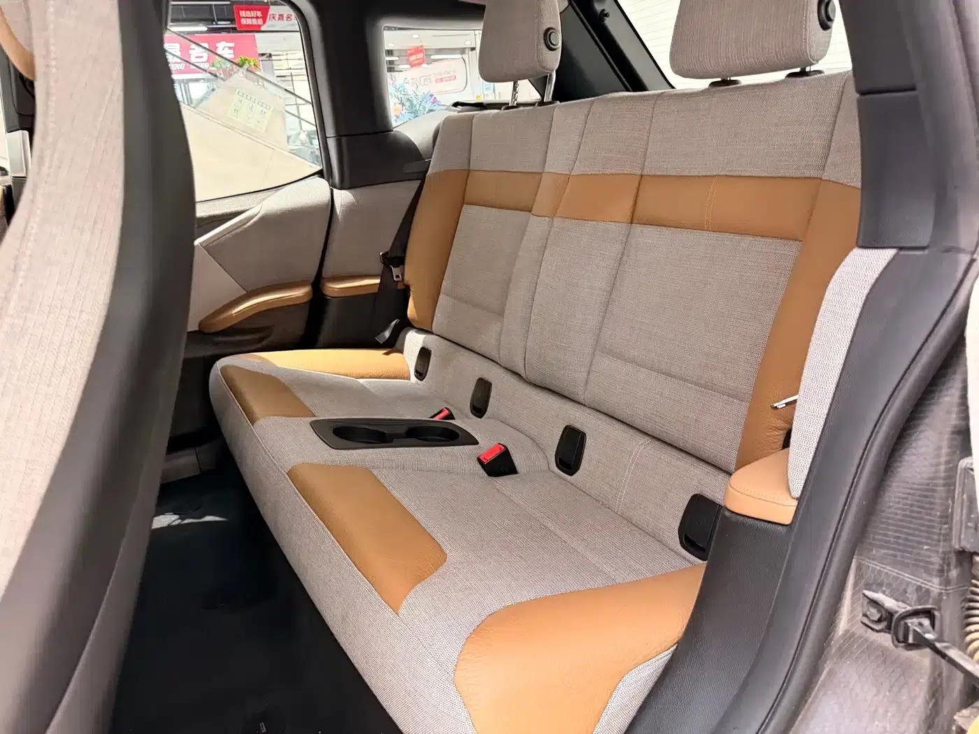 2014 BMW i3 Imported Model, Range Extender — миниатюра 12