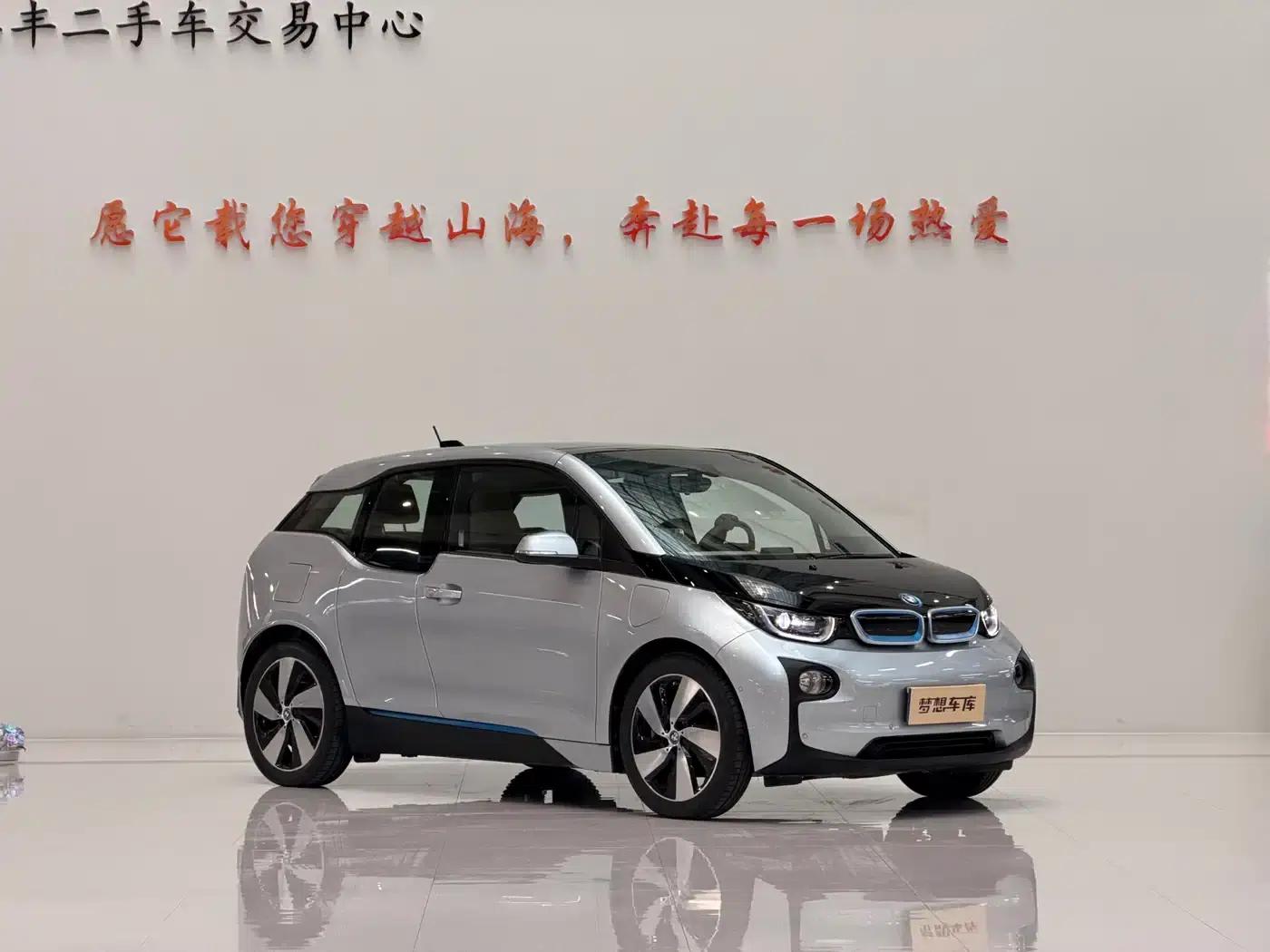 2014 BMW i3 Imported Model, Range Extender — миниатюра 3