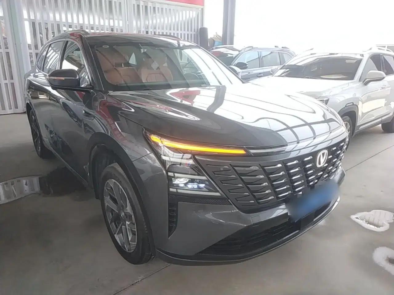 CHANGAN CS75 PLUS 2025 4th Generation 1.5T New Blue Whale Smart Luxury Edition — миниатюра 3