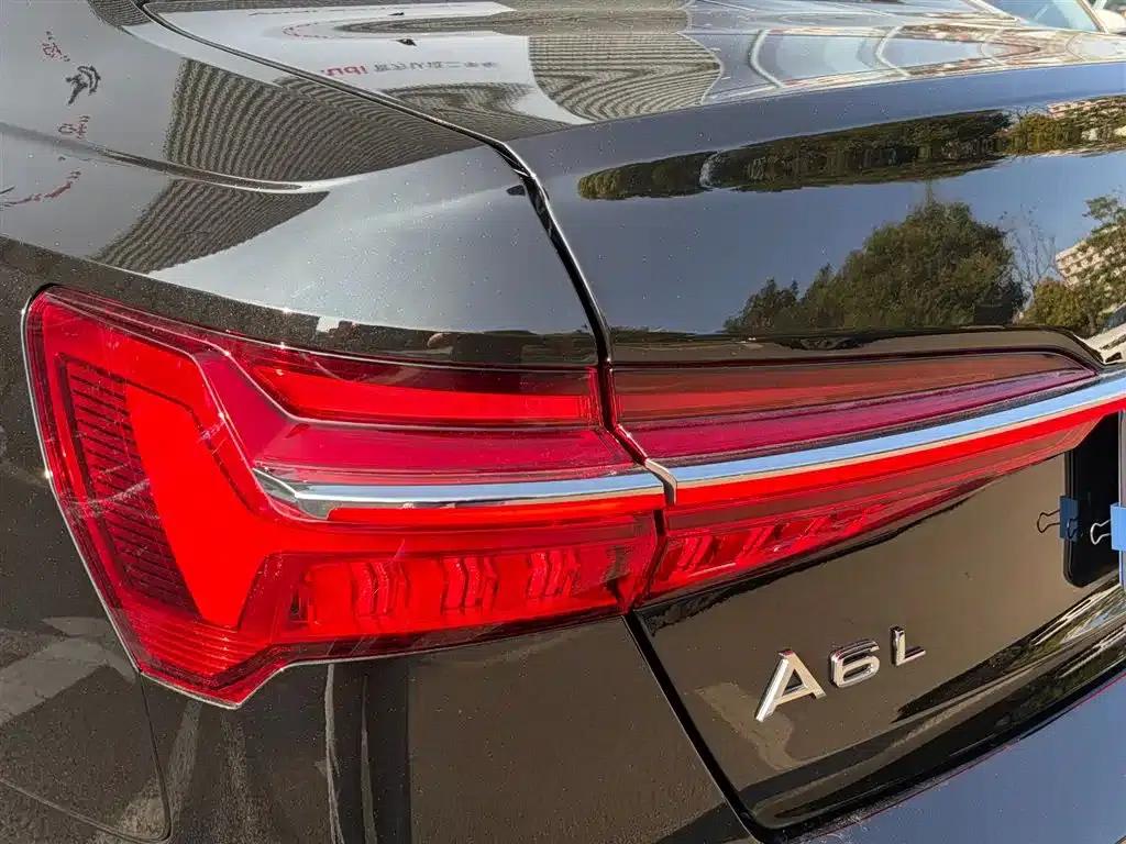 Audi A6L 2025 45 TFSI Premium Dynamic Edition — миниатюра 30