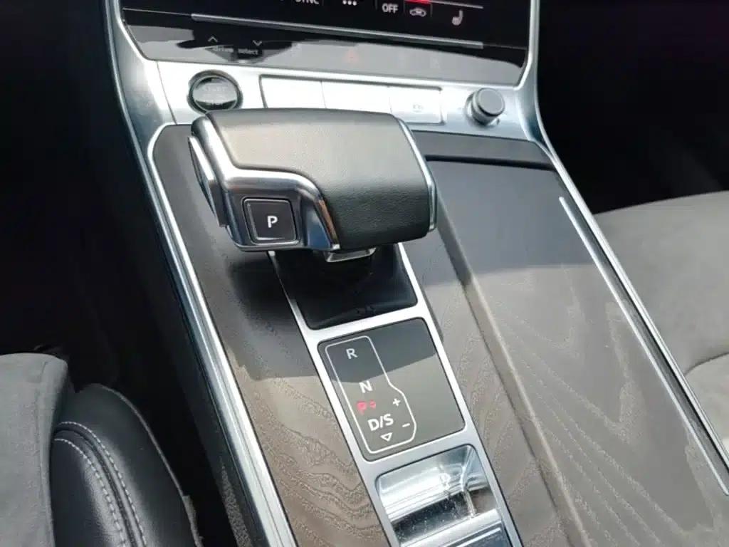 Audi A6L 2024 45 TFSI quattro Premium Dynamic Edition — миниатюра 14