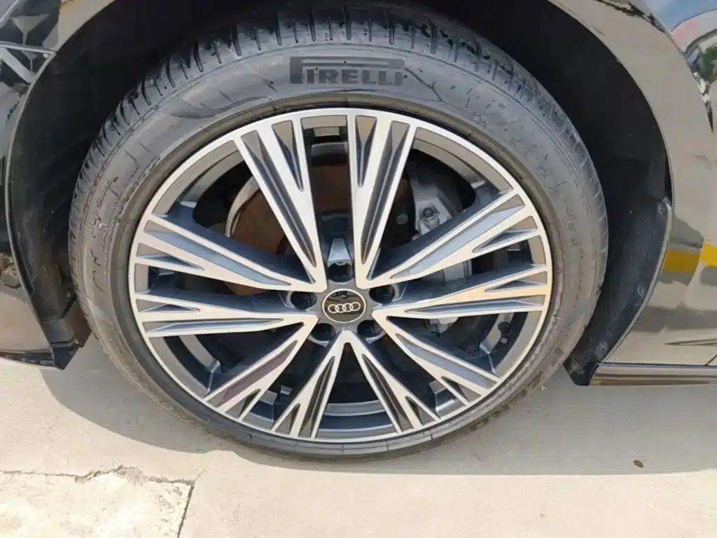 Audi A6L 2024 45 TFSI quattro Premium Dynamic Edition — миниатюра 23