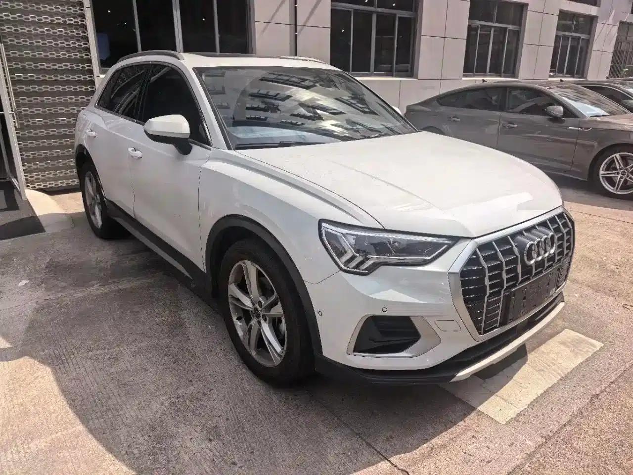 Audi Q3 2023 35 TFSI Fashion Elegance (1.4T) — миниатюра 3