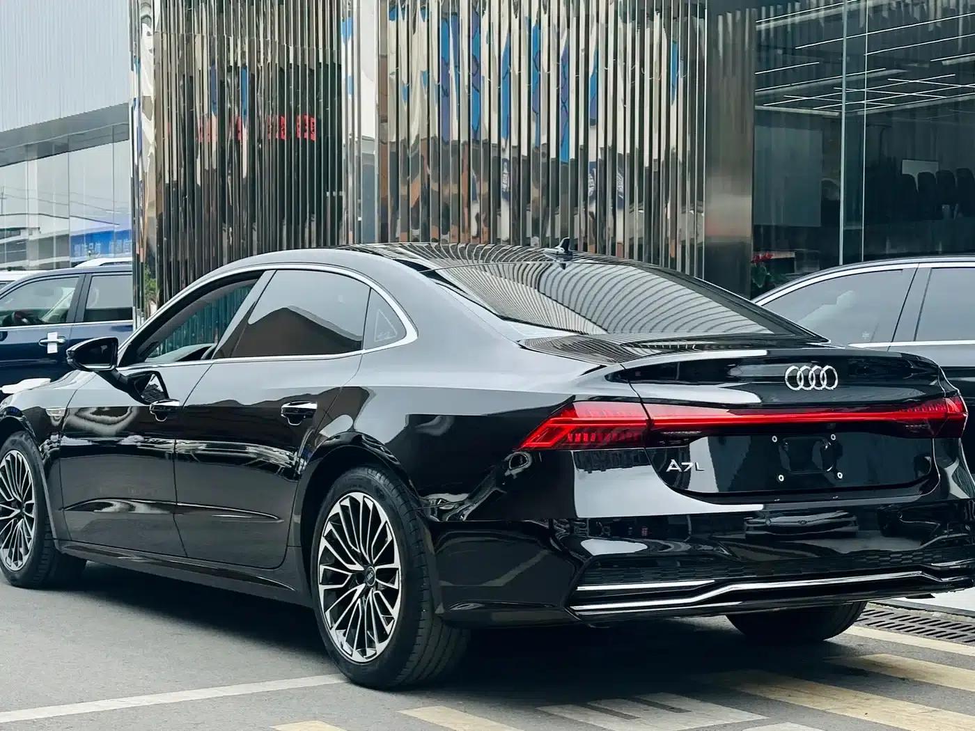 Audi A7L 2024 45 TFSI Luxury — миниатюра 3
