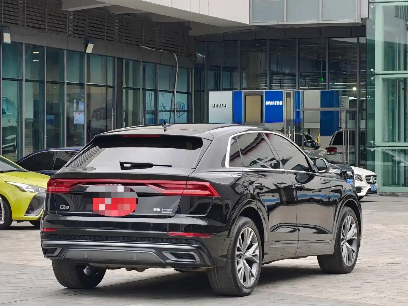 Audi Q8 2022 55 TFSI Luxury Dynamic — миниатюра 17