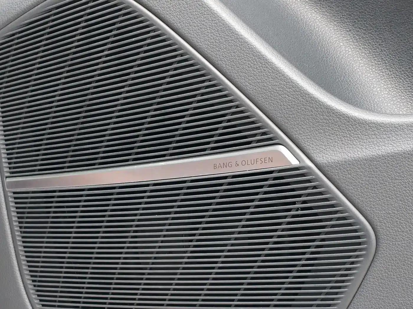 Audi Q8 2022 55 TFSI Luxury Dynamic — миниатюра 8