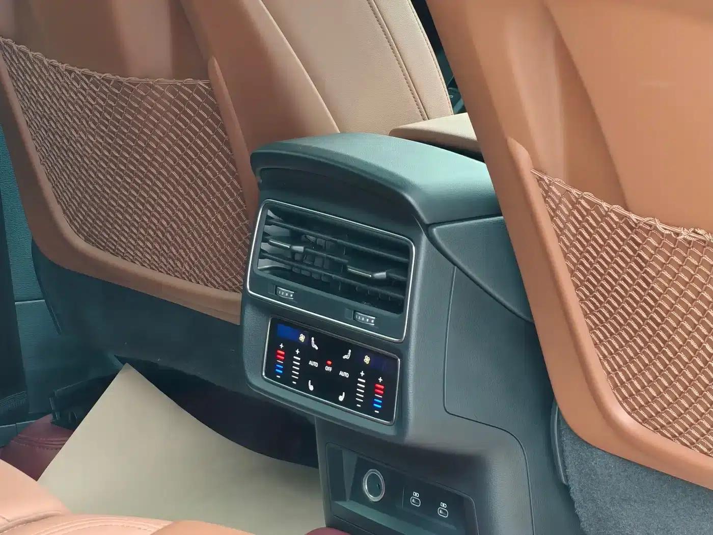 Audi Q8 2022 55 TFSI Luxury Dynamic — миниатюра 9