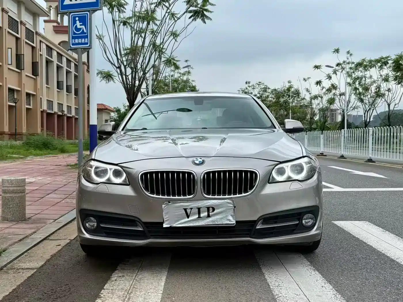 2014 BMW 5 Series 528Li Leading Edition — миниатюра 3