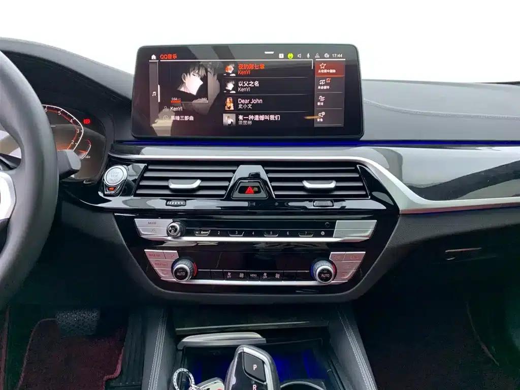 BMW 5 Series 2022 Facelift II 525Li M Sport Package — миниатюра 22