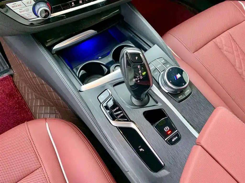 BMW 5 Series 2022 Facelift II 525Li M Sport Package — миниатюра 24