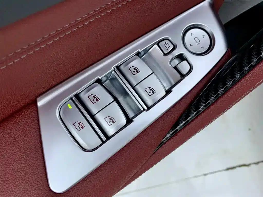 BMW 5 Series 2022 Facelift II 525Li M Sport Package — миниатюра 31