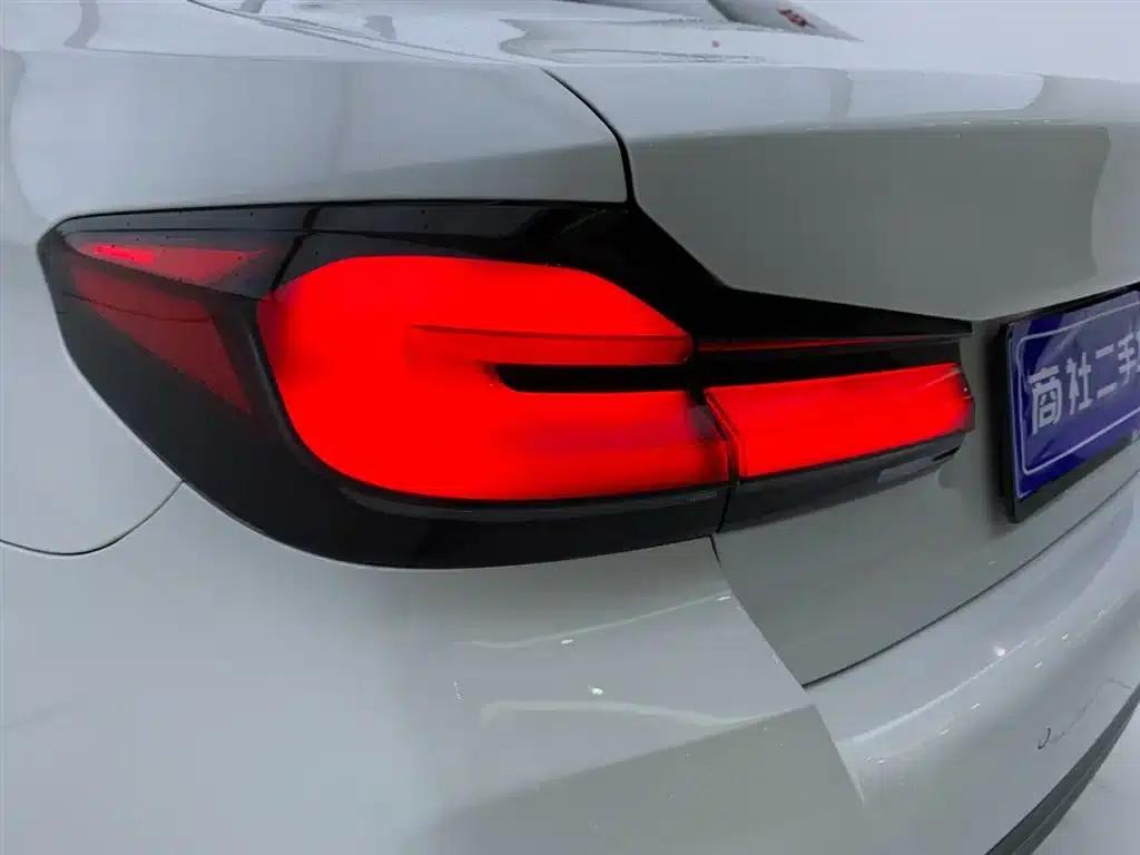 BMW 5 Series 2022 Facelift II 525Li M Sport Package — миниатюра 8