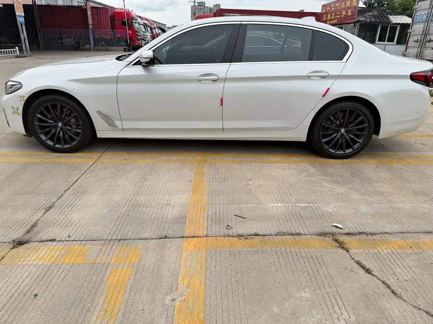 2021 BMW 5 Series 530Li xDrive Luxury Package — миниатюра 2