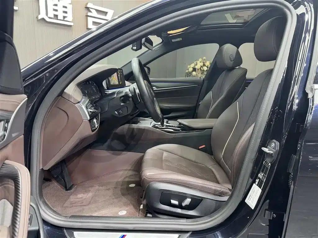 2023 BMW 5 Series 530Li Leading Edition M Sport Package — миниатюра 5