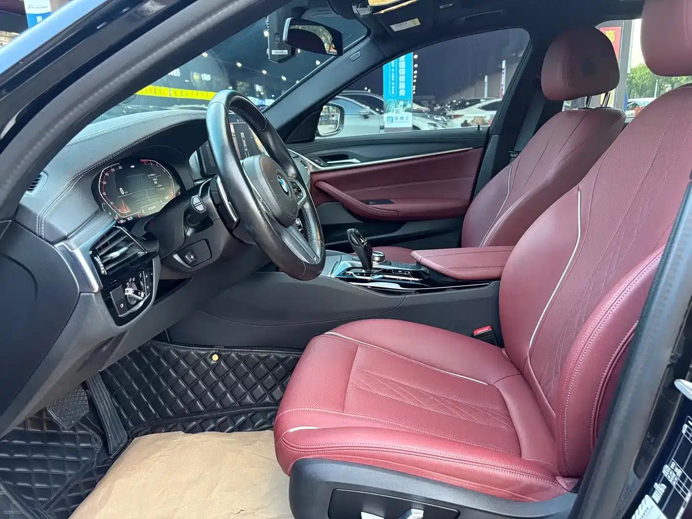 2022 BMW 5 Series 530Li Leading Edition M Sport Package — миниатюра 10