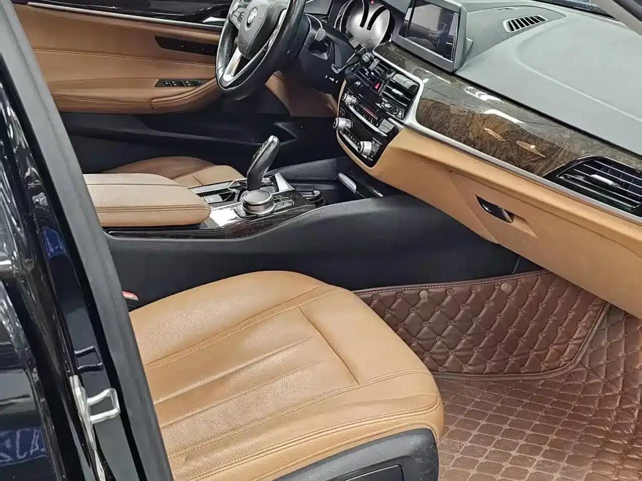 BMW 5 Series 2018 528Li Launch Special Edition — миниатюра 12
