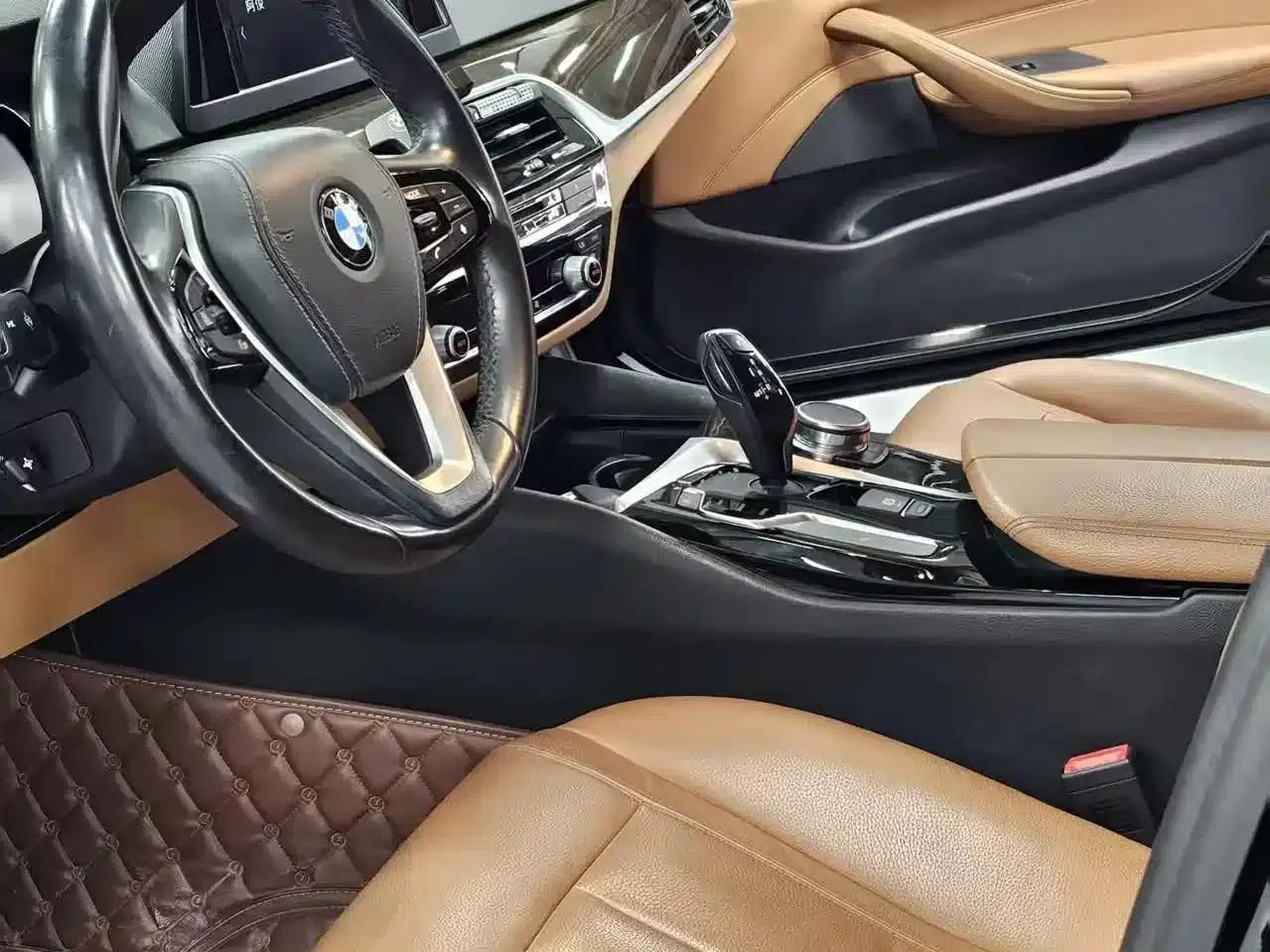 BMW 5 Series 2018 528Li Launch Special Edition — миниатюра 13