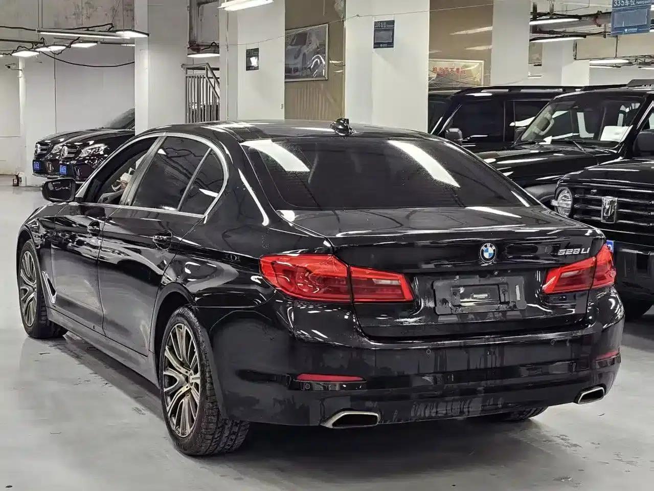 BMW 5 Series 2018 528Li Launch Special Edition — миниатюра 16