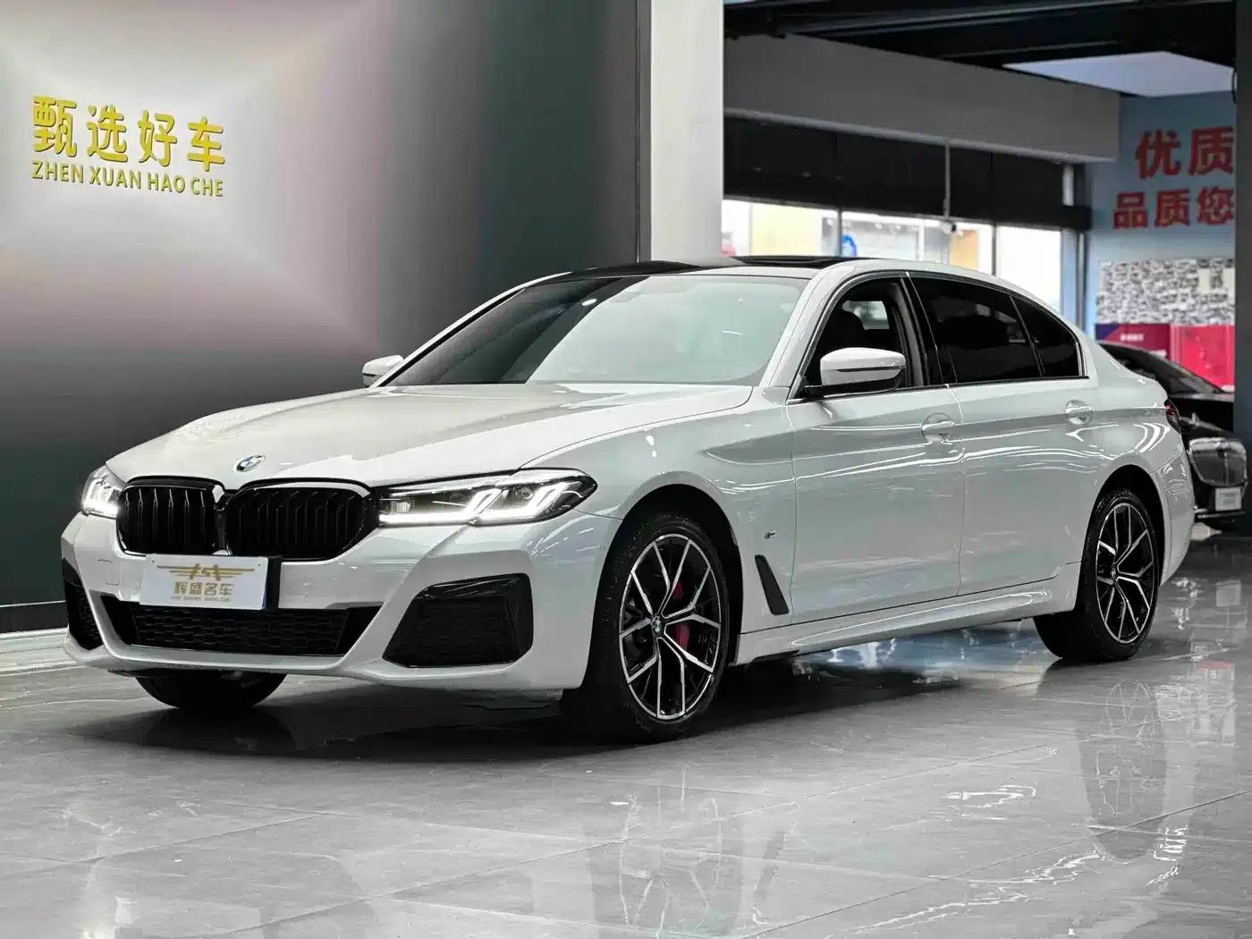 BMW 5 Series 2022 Facelift 3 530Li Luxury M Sport Package — миниатюра 1