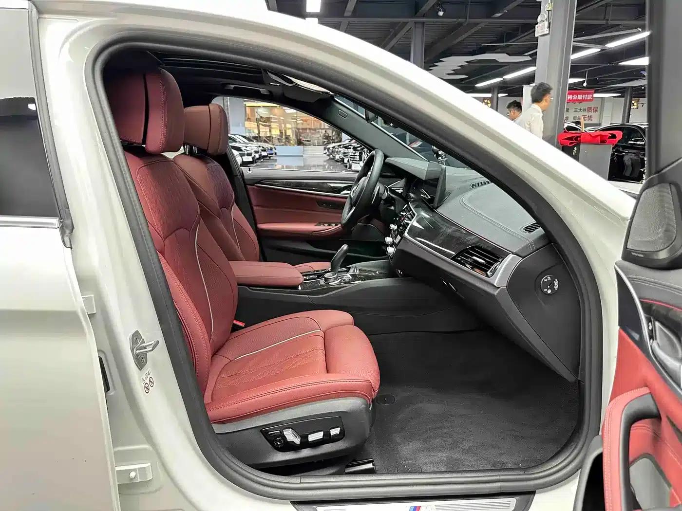BMW 5 Series 2022 Facelift 3 530Li Luxury M Sport Package — миниатюра 7